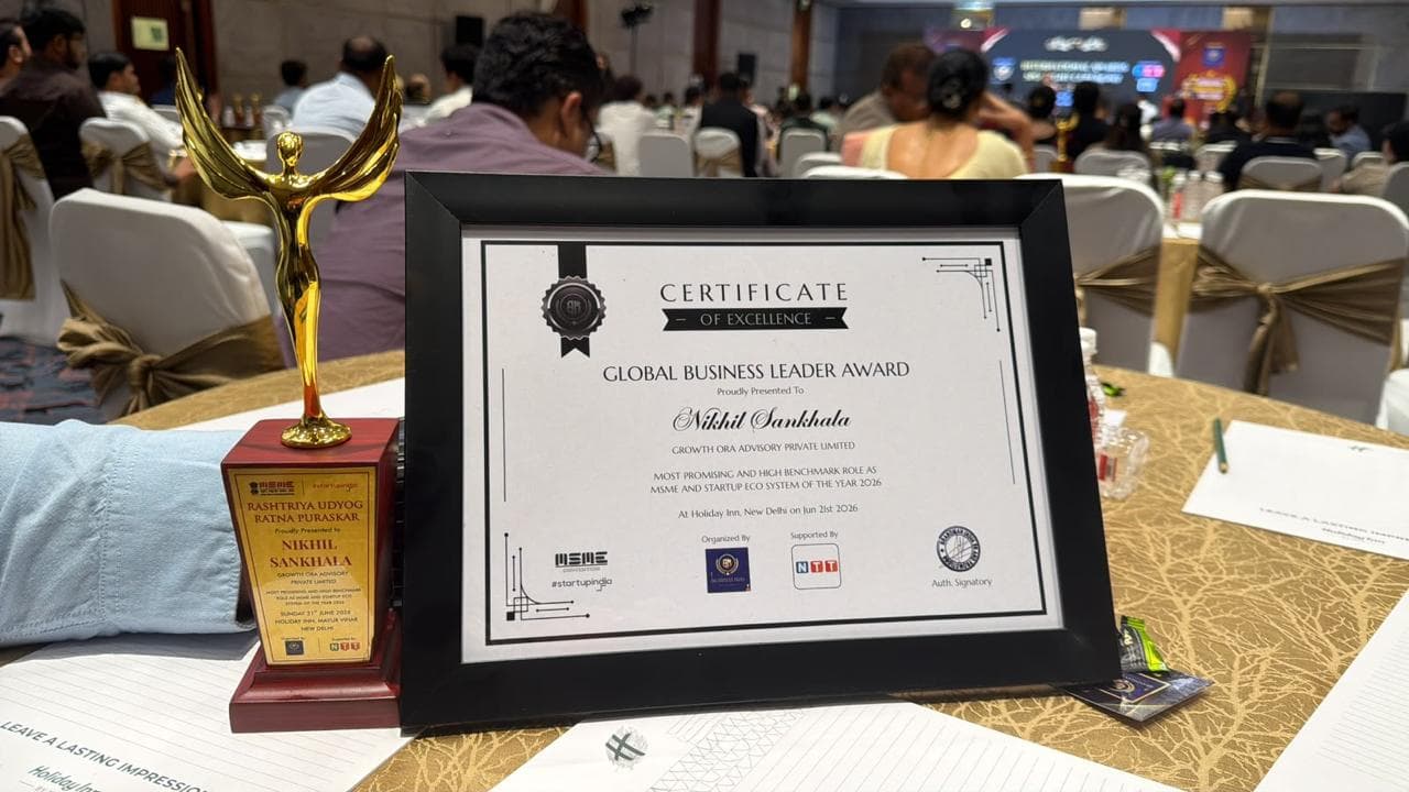 Growthora receiving the Rashtriya Udyog Ratna Puraskar 2026